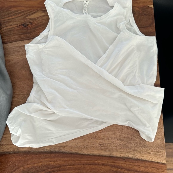 Lululemon gather and grow tank - Picture 3 of 5